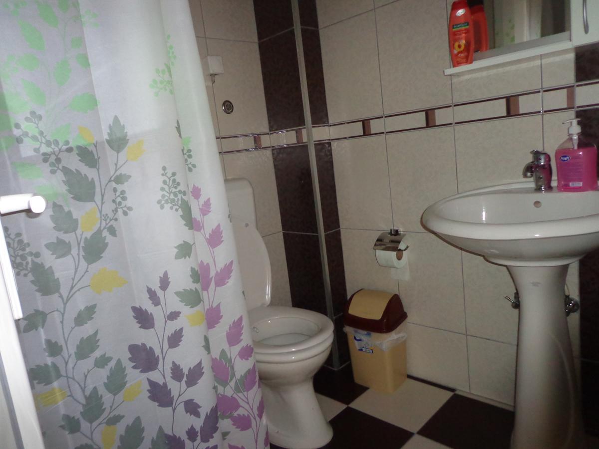 Hotel Rio Пристина Екстериор снимка