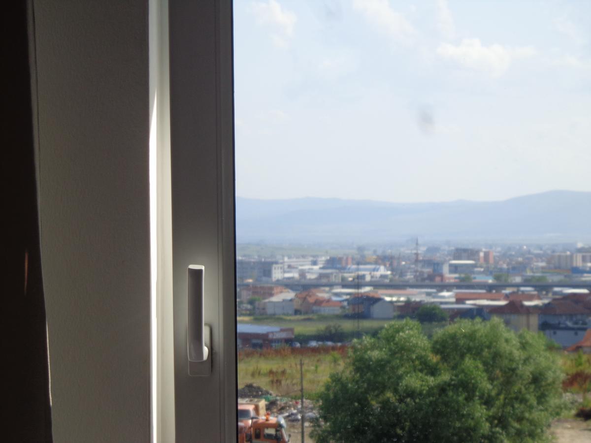 Hotel Rio Пристина Екстериор снимка